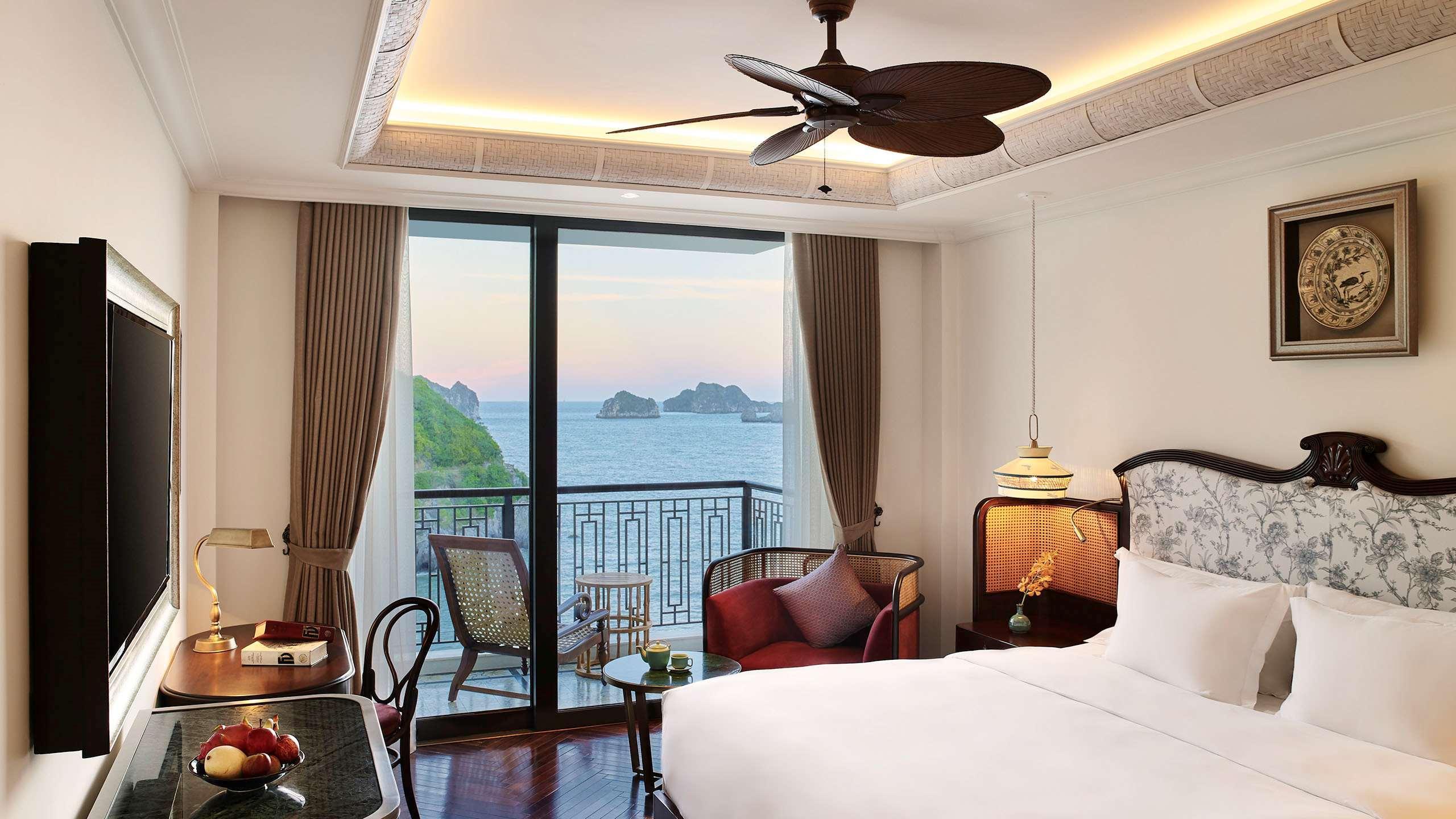 Hôtel Perle d'Orient Cat Ba - MGallery Chan Chau Exterior foto A room at Vinpearl Hotel Nha Trang